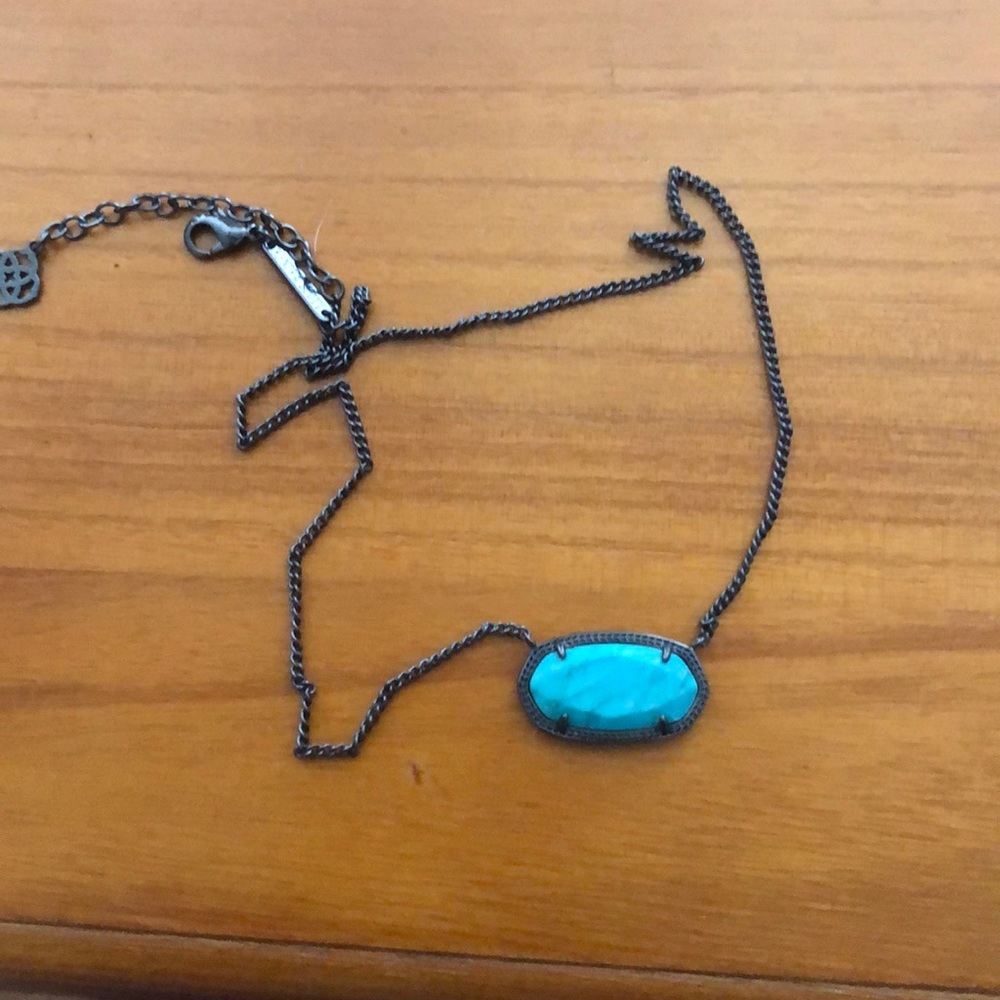Gunmetal Dylan Kendra Scott necklace